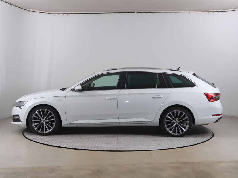 Škoda Superb, 2020