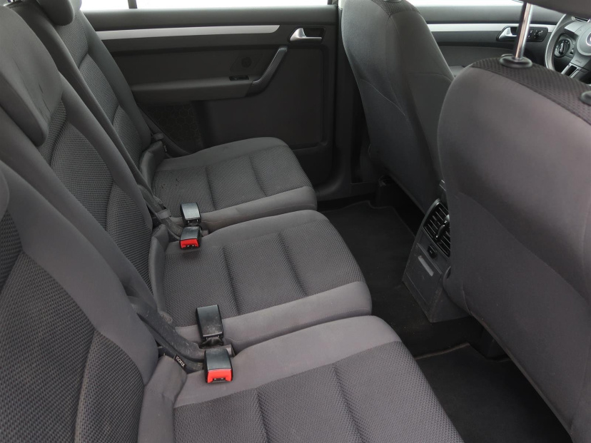 Volkswagen Touran, 2014