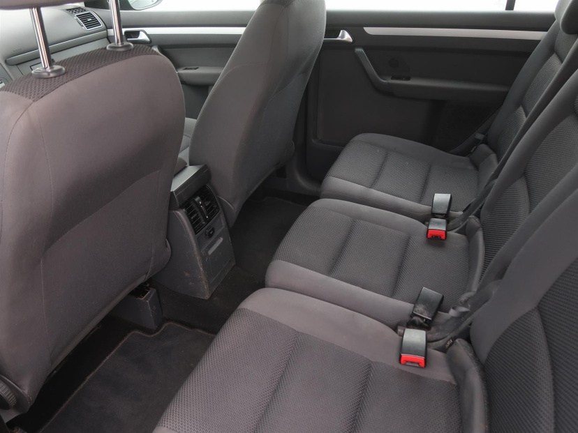 Volkswagen Touran, 2014
