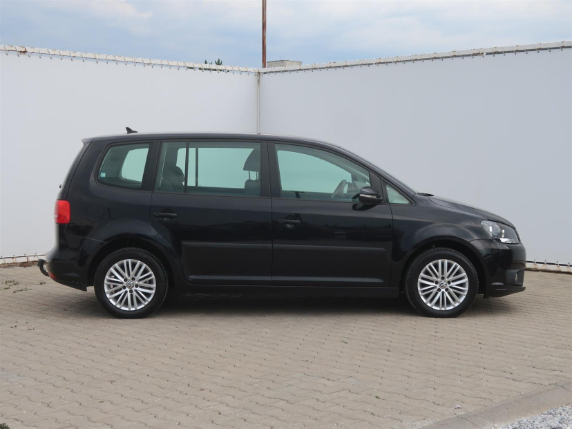 Volkswagen Touran, 2014
