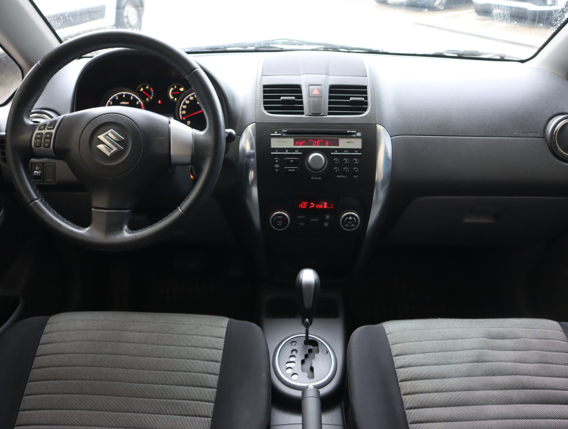 Suzuki SX4, 2013