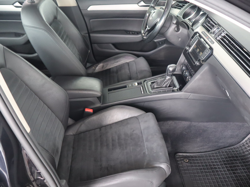 Volkswagen Passat, 2016