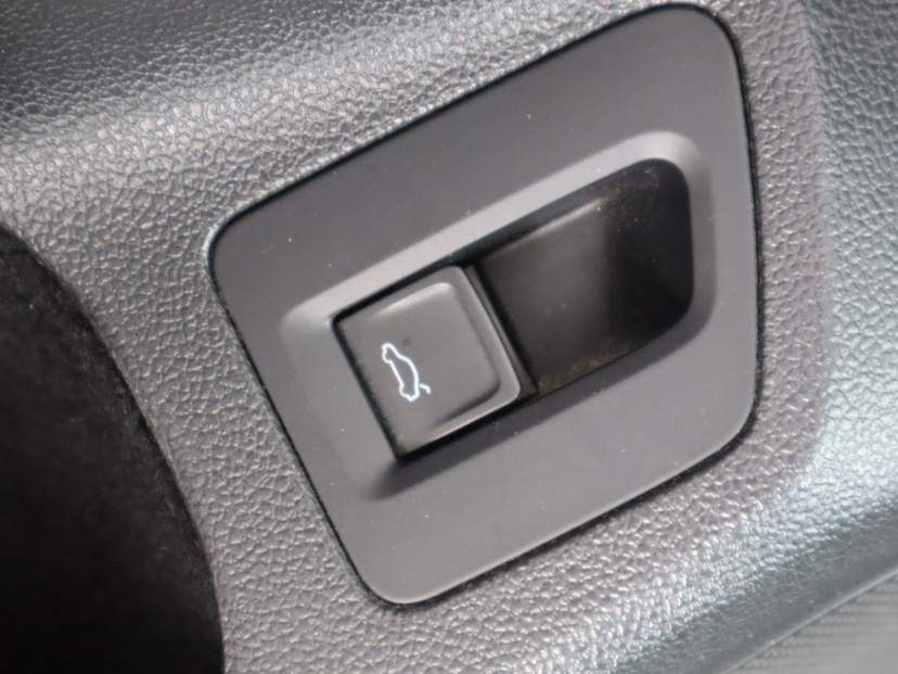 Volkswagen Passat, 2016