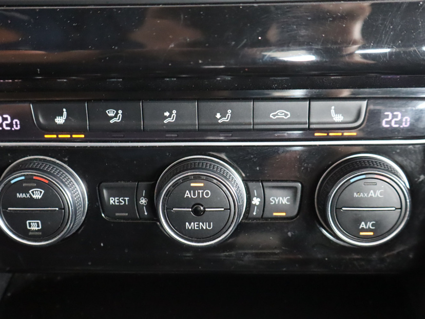 Volkswagen Passat, 2016