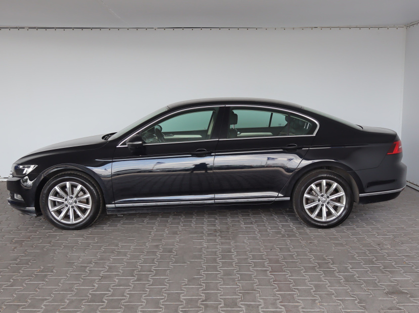 Volkswagen Passat, 2016