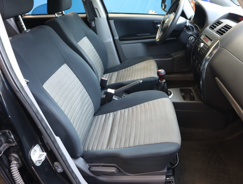Suzuki SX4, 2009