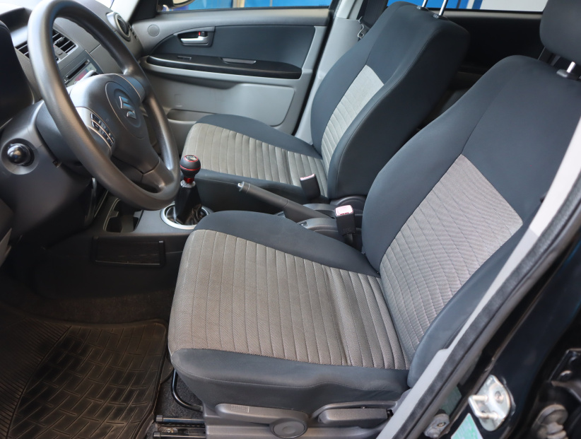 Suzuki SX4, 2009