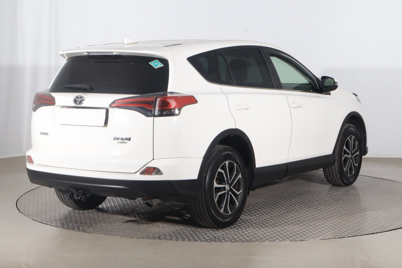 Toyota RAV 4, 2018