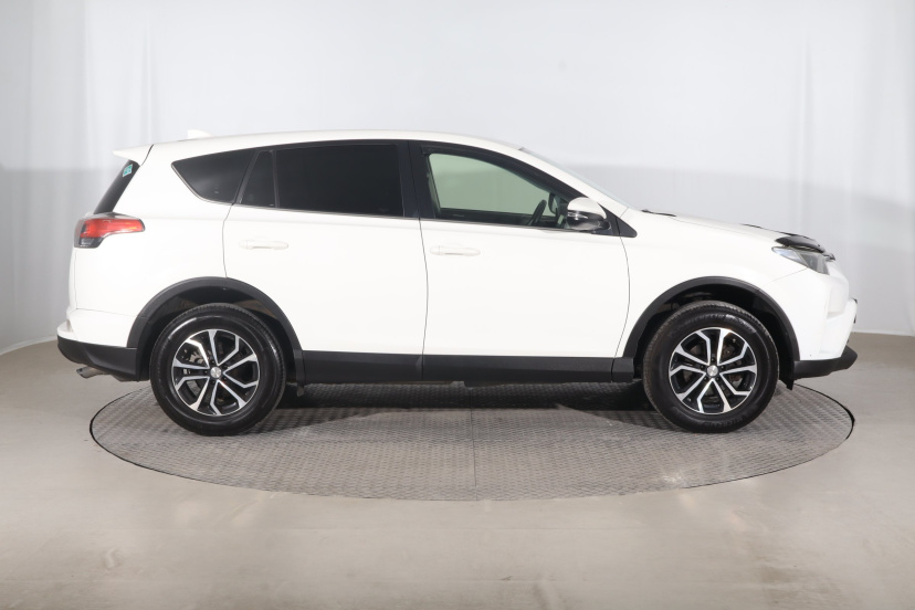 Toyota RAV 4, 2018