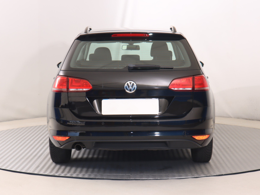 Volkswagen Golf, 2016