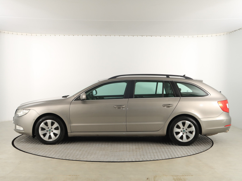 Škoda Superb, 2013
