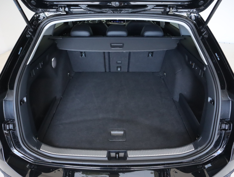 Volkswagen Passat, 2025