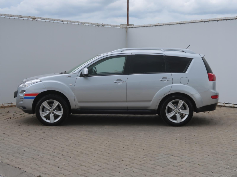 Peugeot 4007, 2009