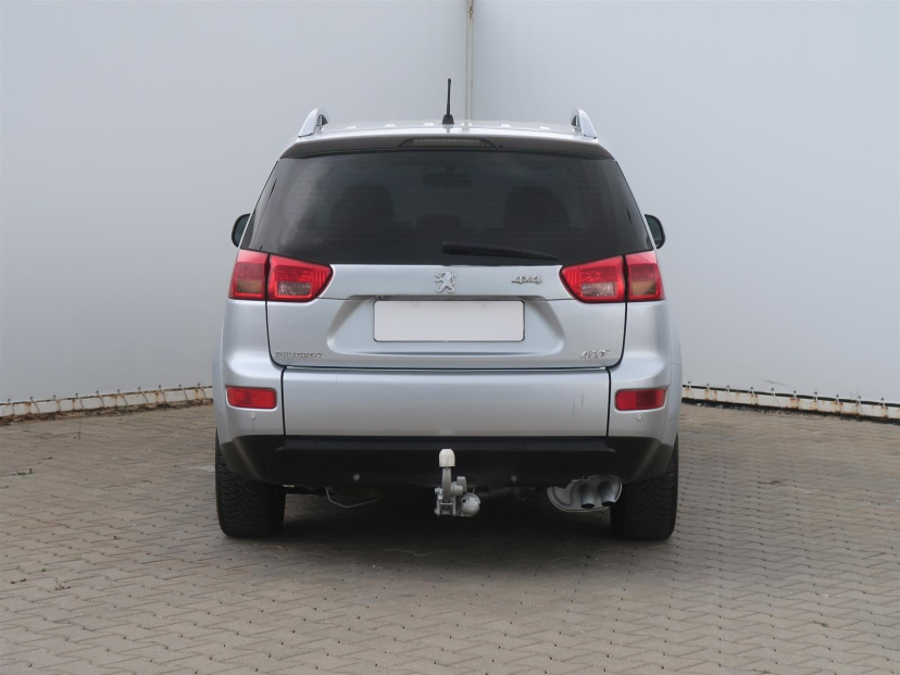Peugeot 4007, 2009