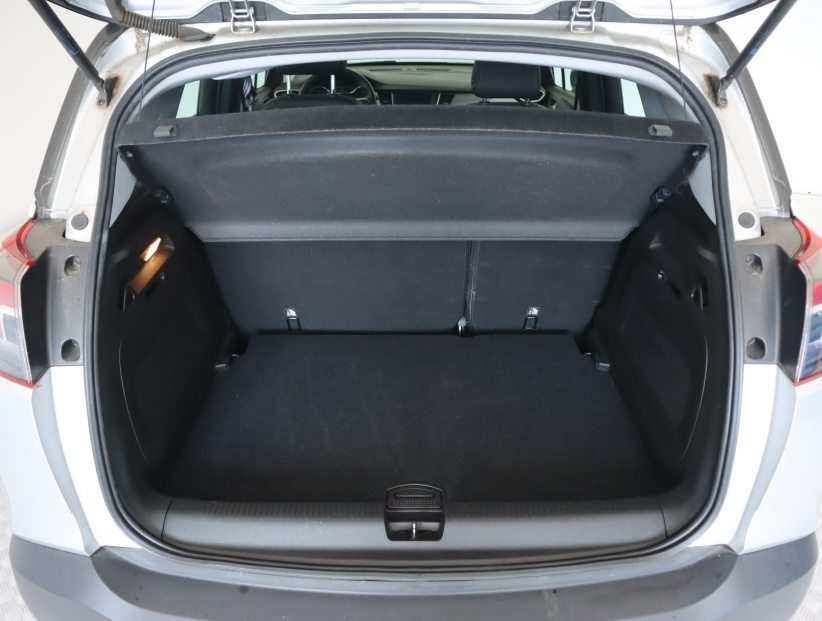Opel Crossland, 2018