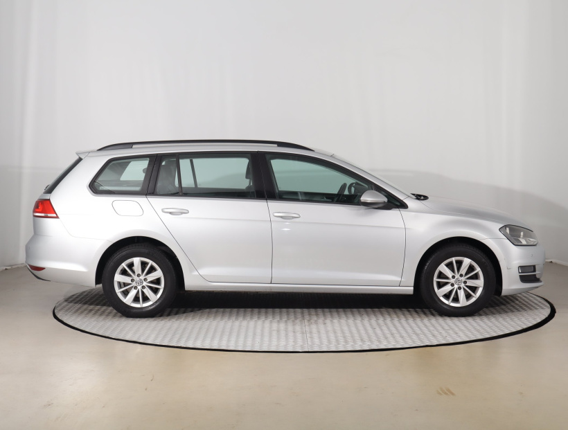 Volkswagen Golf, 2015