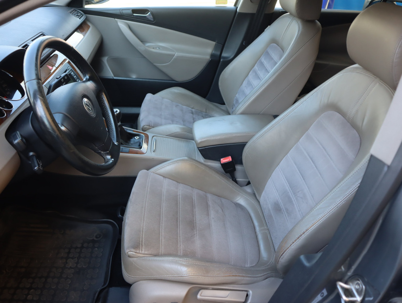 Volkswagen Passat, 2005