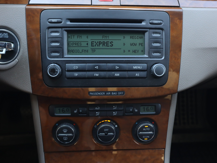 Volkswagen Passat, 2005