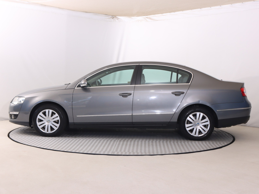 Volkswagen Passat, 2005