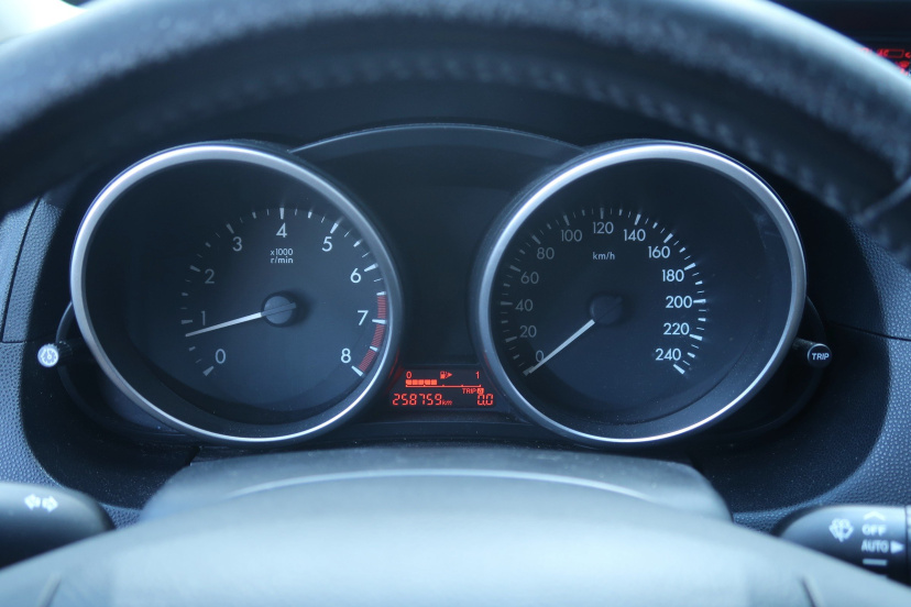 Mazda 5, 2011