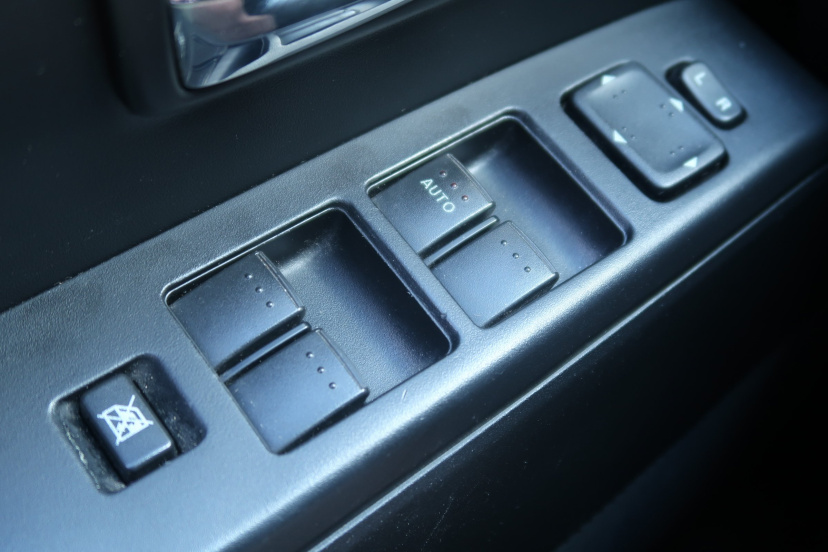 Mazda 5, 2011