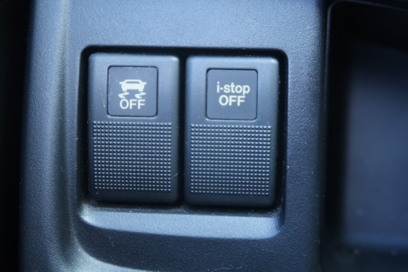 Mazda 5, 2011