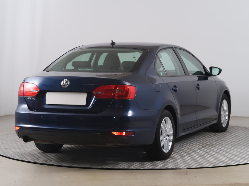 Volkswagen Jetta, 2011