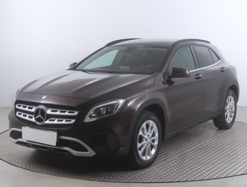 Mercedes-Benz GLA, 2017