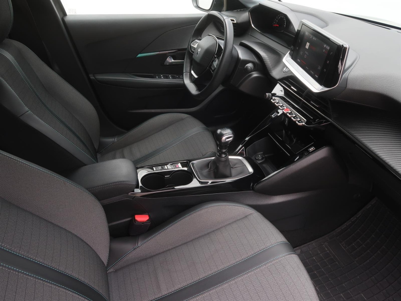 Peugeot 208, 2022