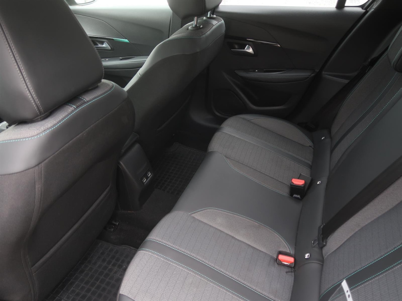Peugeot 208, 2022