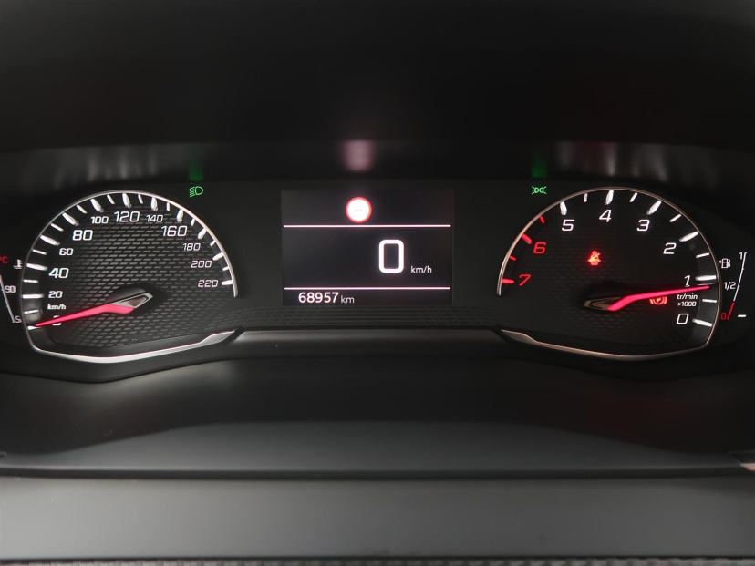 Peugeot 208, 2022