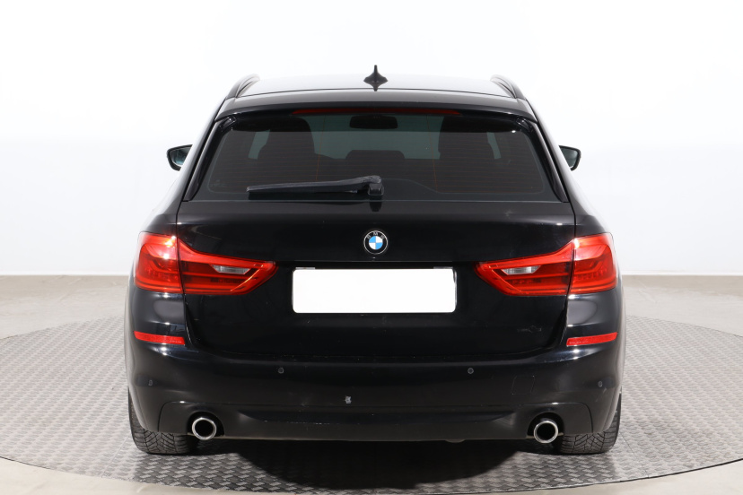 BMW 5, 2017