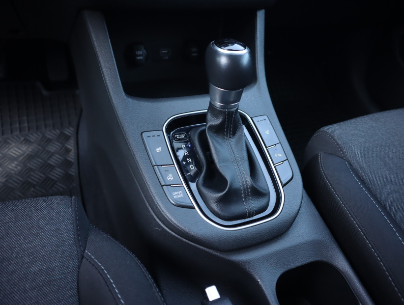 Hyundai i30, 2022