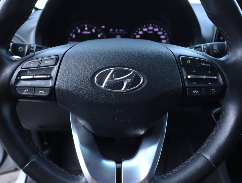 Hyundai i30, 2022