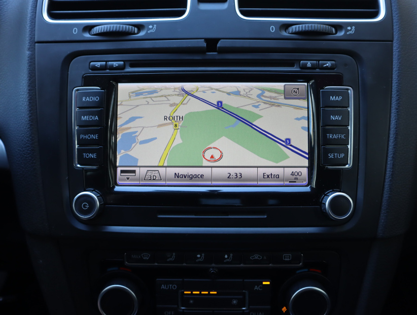 Volkswagen Golf, 2011