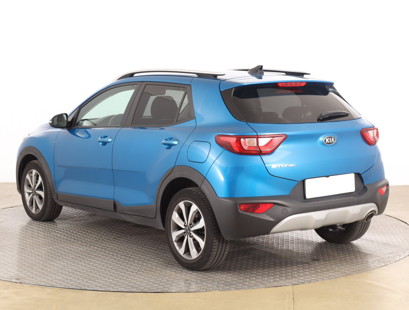 Kia Stonic, 2021