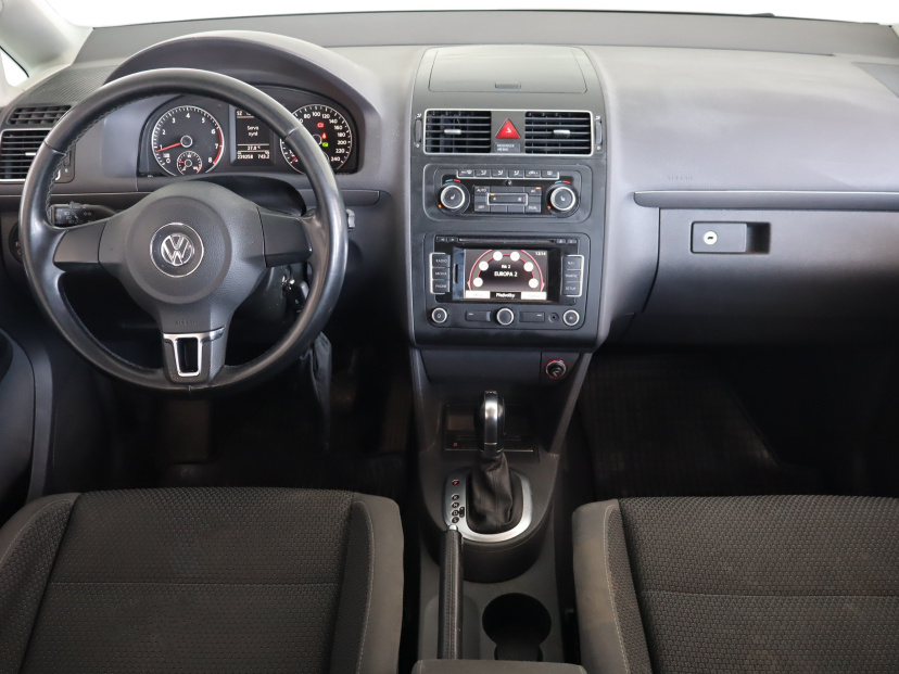 Volkswagen Touran, 2011