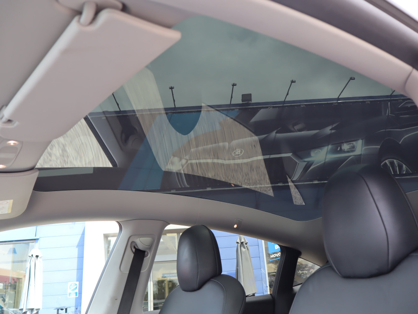 Tesla Model Y, 2021