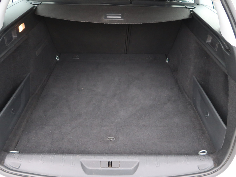 Peugeot 308, 2015