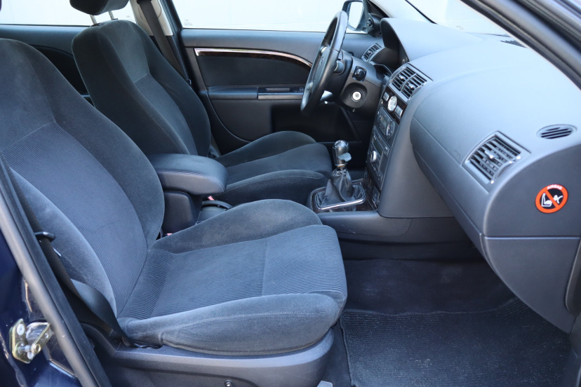 Ford Mondeo, 2004