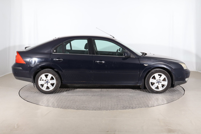 Ford Mondeo, 2004