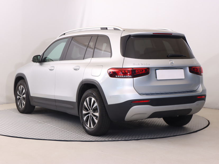 Mercedes-Benz GLB, 2022