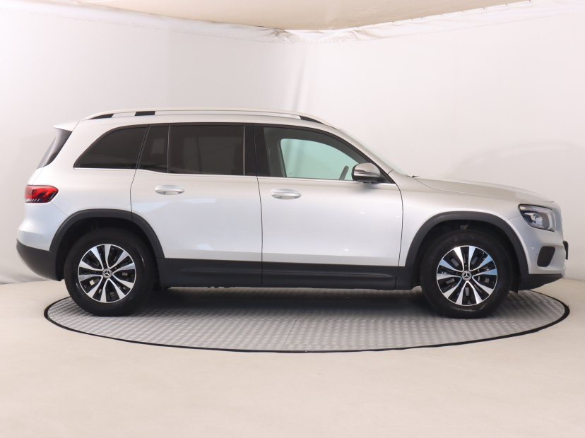 Mercedes-Benz GLB, 2022