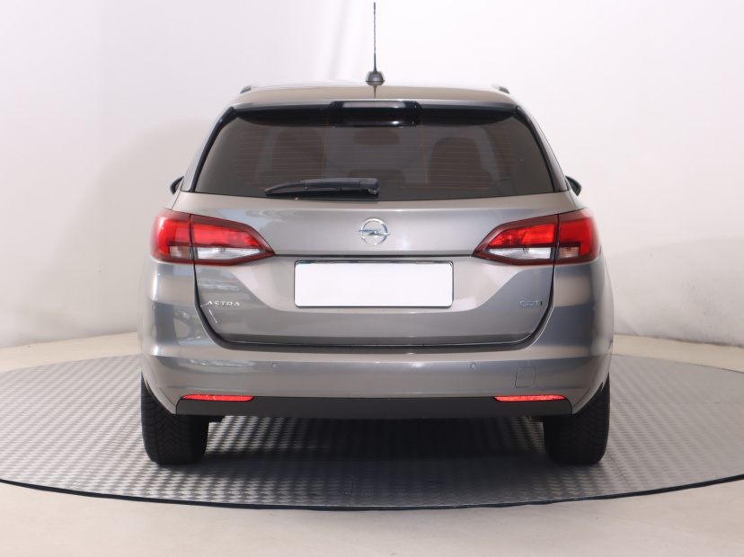 Opel Astra, 2017