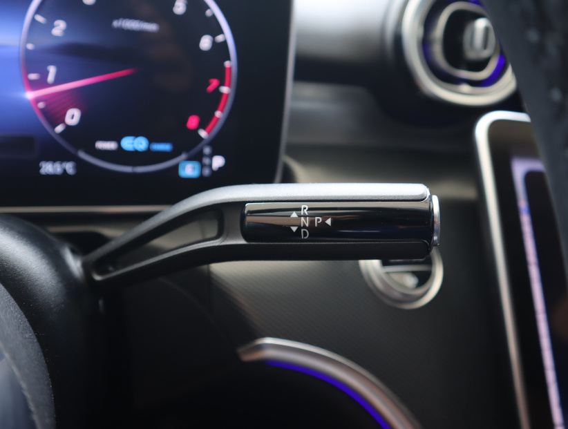 Mercedes-Benz C, 2022