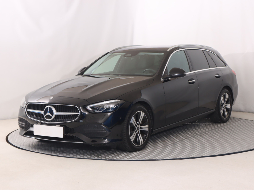 Mercedes-Benz C, 2022