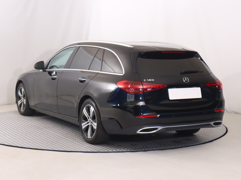 Mercedes-Benz C, 2022