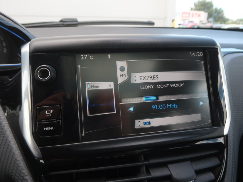 Peugeot 2008, 2013