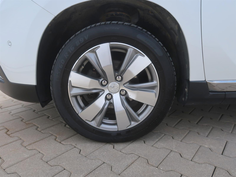 Peugeot 2008, 2013