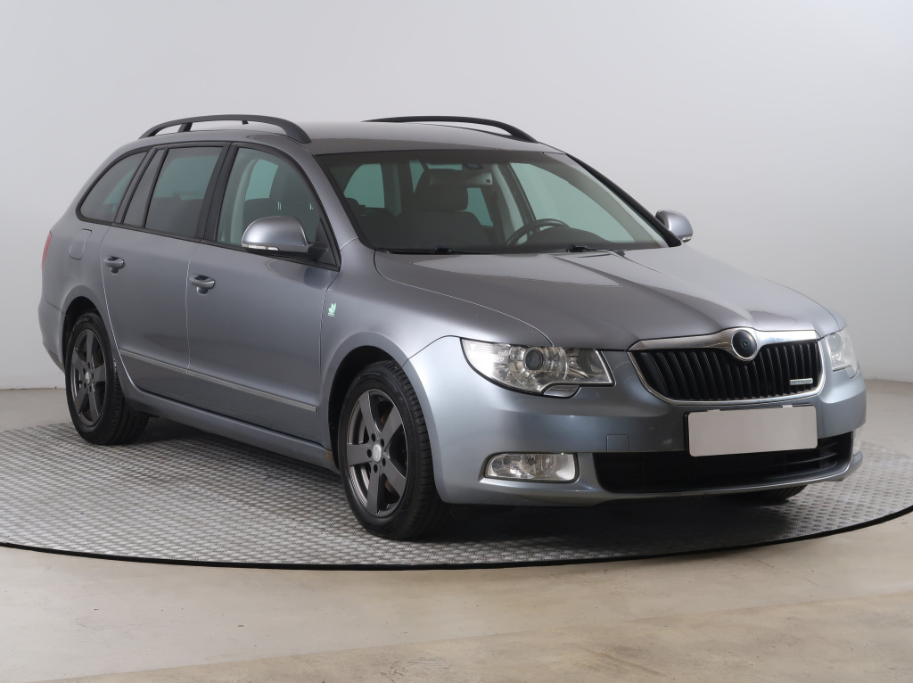 Škoda Superb, 2012